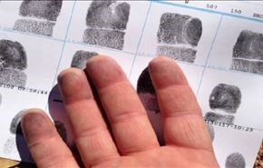 بصمات الاصابع.. طريقة حديثة للكشف عن المدمنين على المخدرات