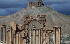 حفاری داعش برای یافتن طلا در شهر تاریخی تدمر