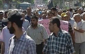 بالفيديو: ربع مليون طالب بغزة قد لا يعودون الى مدارسهم.. والسبب؟