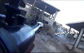 فيديو خاص؛ شاهد كيف يقنص الجيش التكفيريين في الزبداني