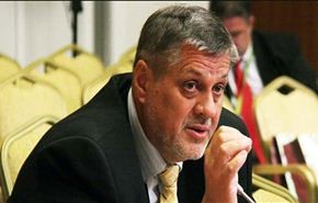 کوبیتش بعد لقائه المرجع السیستاني: لیس کافیا انتقاد الاصلاحات!