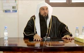 مبلغ افراطی سعودی: به شبکه‌های فارسی نیاز داریم!