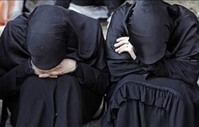 داعش زنانِ چادری را هم شلاق می‌زند