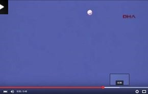 فیلم شلیک گروههای مسلح به خلبانان جنگنده روسیه