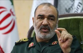 العميد سلامي: حرس الثورة يتسلم صاروخ 