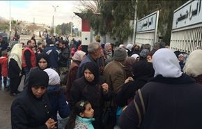بالصور؛ بدء عودة الاهالي الى حي القدم بعد خروج المسلحين