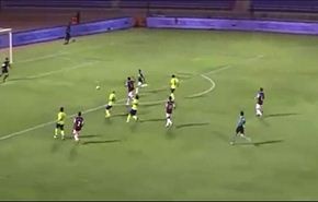 فيديو.. خطأ كوميدي لحارس سعودي يشعل مواقع التواصل
