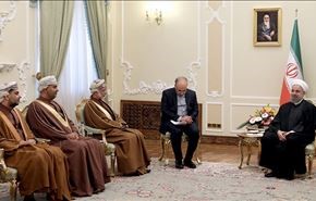 الرئيس روحاني يصف العلاقات الايرانية العمانية بالاستراتيجية