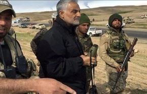 فیلم؛ سردار سلیمانی در نبّل شیرینی می‌دهد!