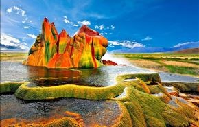 تصاویر دیدنی از عجیب ترین آب گرم دنیا در ایالت نوادای آمریکا