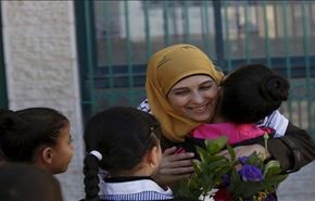 من هي المعلمة التي حازت على لقب أفضل معلم في العالم؟