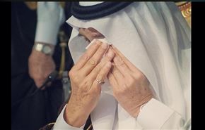 بالصور.. الملك سلمان يبكي والسبب؟