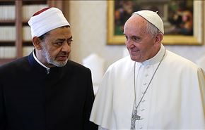 بالصور؛ بابا الفاتيكان يستقبل شيخ الازهر بلقاء تاريخي