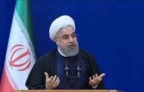 روحاني: شعبنا تعلم درس الصمود والمقاومة من الامام الراحل (ره)