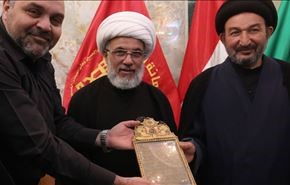هدیه آستان امام علی (ع) به موزه امام حسین (ع)