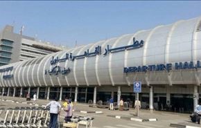 ضبط سعوديين حاولا تهريب تحفيات ومخدرات من القاهرة