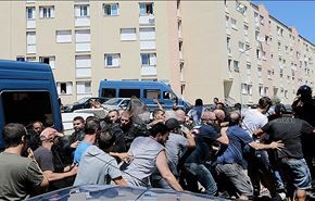 فرنسا تحاكم 5 اشخاص اثر شجار حول الـ