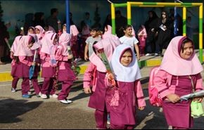 1.4 مليون تلميذ جديد يتوجهون الى المدارس في ايران غدا