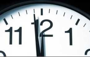 لماذا هناك 12 ساعة في ساعات العقارب؟