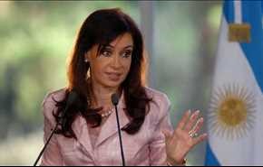 اتهام رئيسة الارجنتين السابقة كيرشنر في قضية فساد