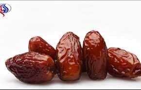 ماذا يحصل بجسمك إن أكلت حبتين من التمر يوميا؟