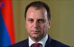 وزیر دفاع ارمنستان به دیدار علی شمخانی رفت