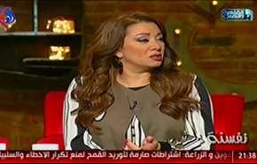 فیديو... مذيعة في برنامج شهیر تنسحب على الهواء بعد خلافها مع زميلتها