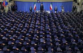 کارکنان نیروی هوایی ارتش، با رهبر انقلاب اسلامی دیدار می‌کنند