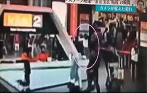 ببینید ... برادر رهبر کرۀ شمالی اینگونه در برابر دوربین‌ها ترور شد