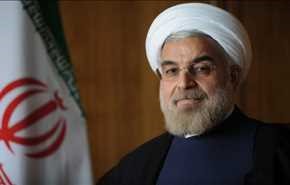 روحانی: مردم عزت می‌خواهند یا 