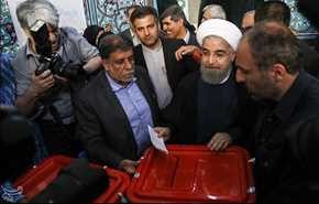 حضور حسن روحانی در پای صندوق رای