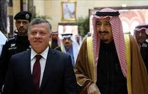 بالفيديو.. الملك سلمان يصحح لملك الاردن كيفية الصلاة على النبي!