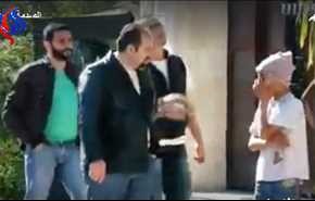 بالفيديو.. شاهد ماذا فعل اللبنانيون مع طفل مشرد يشعر بالبرد