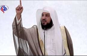 بالصور.. العريفي يهاجم قطر؛ ومغردون: 