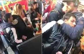 بالفيديو.. هكذا وقع نشال الهواتف في الفخ!