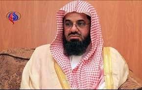 الشريم يبايع بن سلمان بتغريدة تتسبب في هجوم حاد عليه
