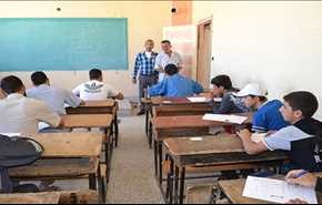 بالصورة: طالب يترك 