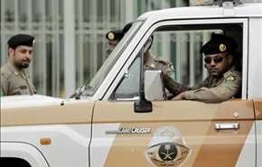 سجن فنان سعودي شهير حال عودته للمملكة.. والسبب!