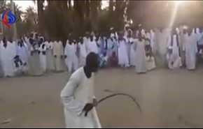 شاهد..  لن تتخيّل ما يحدث في زفاف هذه القبيلة السودانية!