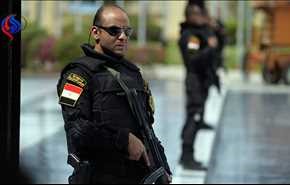 مجهولون يخترقون قصر تاريخي في مصر ويكسرون أحد أبوابه