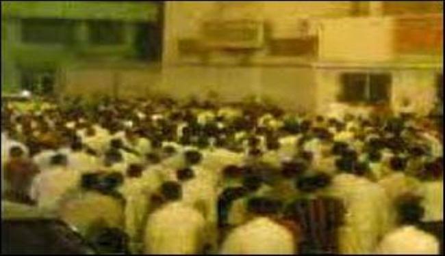 معارض يحذر ال سعود من الانهيار اذا استخدموا العنف