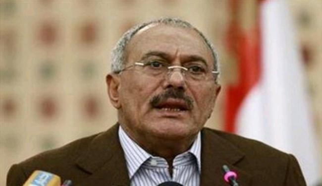 صالح يؤكد استعداده للتنحي ويرفض تسليم السلطة للمعارضة