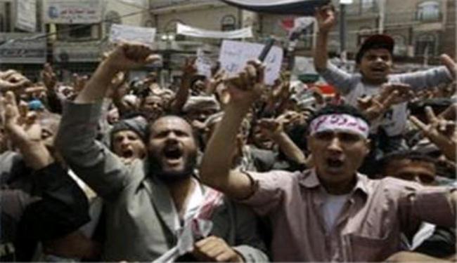 تحذيرات من انهيار الاقتصاد اليمني