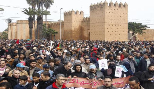 مسيرات في المغرب تطالب بالديمقراطية والعدالة الاجتماعية