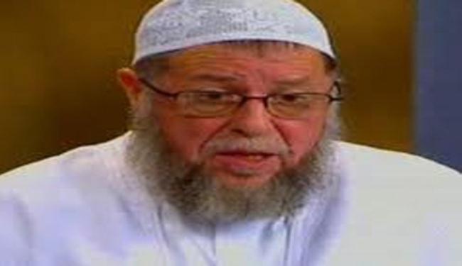 مدني يتهم الحكومة الجزائرية بما وصفه بالتواطؤ مع النظام الليبي