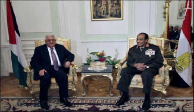 عباس يبحث في مصر عملية التسوية وملف المصالحة الفلسطينية