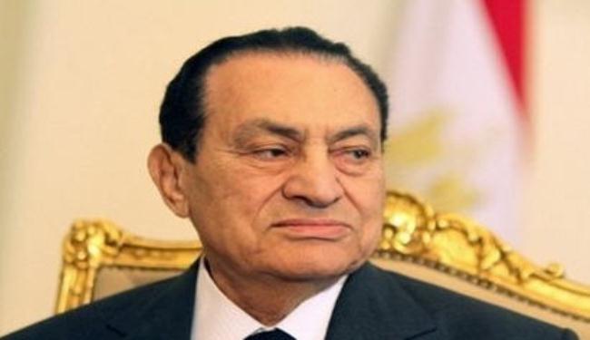 الكشف عن خلافات داخل المجلس العسكري بشأن مصير مبارك
