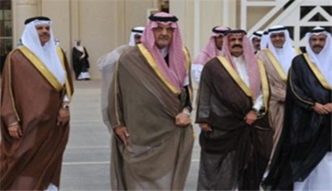 مجلس التعاون يوصي بنقل صلاحيات الرئيس اليمني لنائبه