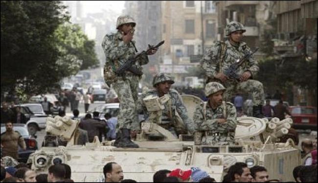 صدام مرتقب بين الجيش وبقايا ازلام مبارك