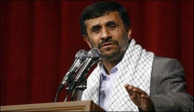 احمدي نجاد: سياسة قادة اميركا تهدف خداع الشعوب